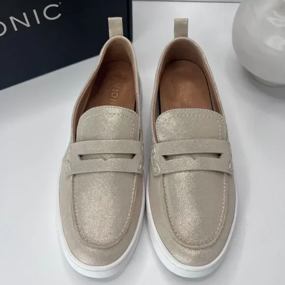 Vionic Uptown Leather Slip On Loafer Shoe Gold I6609L4701 Women's 6 M NWB - Picture 2 of 9